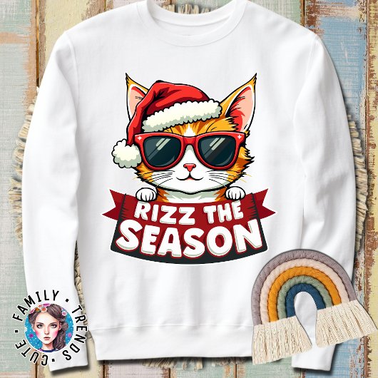 Rizz The Season Funny Christmas Rizzmas Cat Santa Sweatshirt