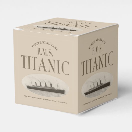 RMS Titanic Ghost Ship Sepia Classic 2x2 Gefälligk Geschenkschachtel (Vorderseite)