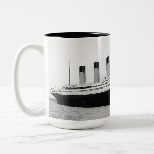 RMS Titanic Zweifarbige Tasse (Links)