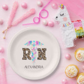"RN" in Leopard-Printwerbung - farbiges medizinisc Pappteller (Party)
