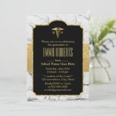 RN Nurse Graduation Party Eleganter weißer Marmor Einladung (Stehend Vorderseite)