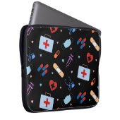 RN Nurse Nursing Student | Medizinisches Muster Laptopschutzhülle (Vorne Rechts)