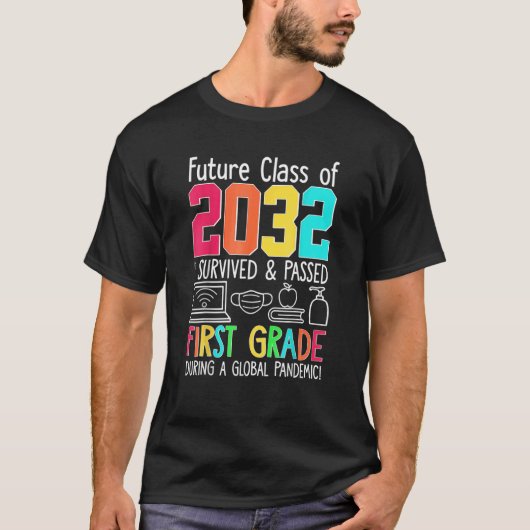 Rngq farbenfrohe Klasse von 2032 erste Klasse zurü T-Shirt (Vorderseite)