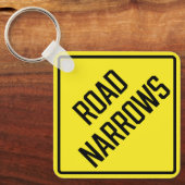 Road Narrows Metal Square Schlüsselanhänger (Vorderseite)