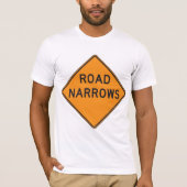 Road Narrows Road Sign Mens T - Shirt (Vorderseite)