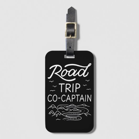 Road Trip Co-Captain I Gepäckanhänger (Vorderseite Vertikal)