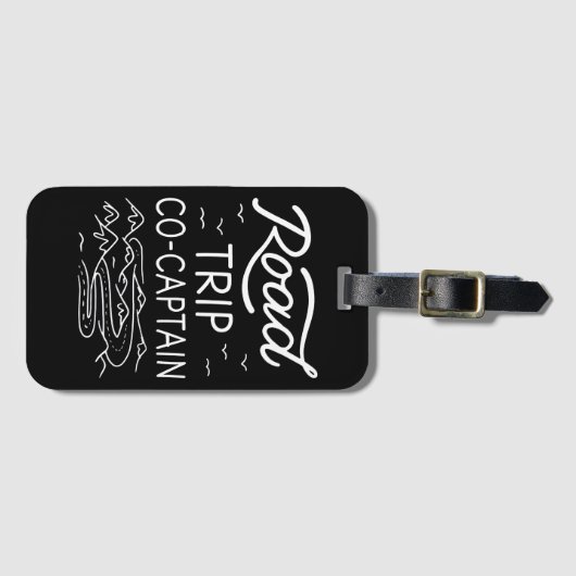 Road Trip Co-Captain I Gepäckanhänger (Vorderseite (Horizontal))