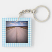 Road Trip Photos Baby Blue Gingham Schlüsselanhänger (Rückseite)