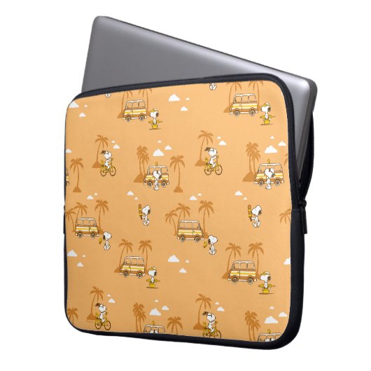 Road Trippin | Peanuts Snoopy Beach Pattern Laptopschutzhülle (Vorderseite Links)