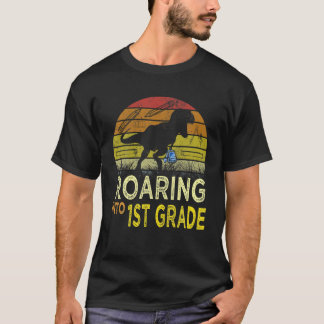 Roaring in 1. Klasse Funny Dinosaur Zurück nach Sc T-Shirt