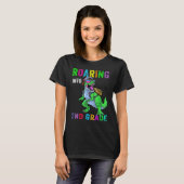 Roaring Into 2nd Grade Dinosaur 1st Day Back To Sc T-Shirt (Vorne ganz)