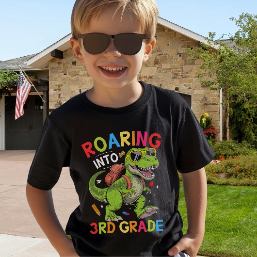 Roaring into 3rd Grade Dinosaur – Fun Back School T-Shirt