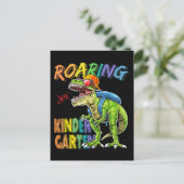 Roaring Kindergarten Dinosaur T-Rex zurück in die Postkarte (Stehend Vorderseite)