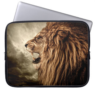 Roaring Lion: Majestic Vintag Art. Laptopschutzhülle