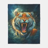 Roaring Tiger Moonlit Dschungel Fleecedecke (Vorderseite)