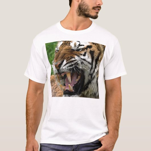 Roaring Tiger T-Shirt (Vorderseite)