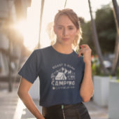 Roast & Roam-A Camping KaffeeAffäre Design T-Shirt