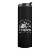 Roast & Roam-A Camping KaffeeAffäre Design Thermosbecher (Nach links gedreht)