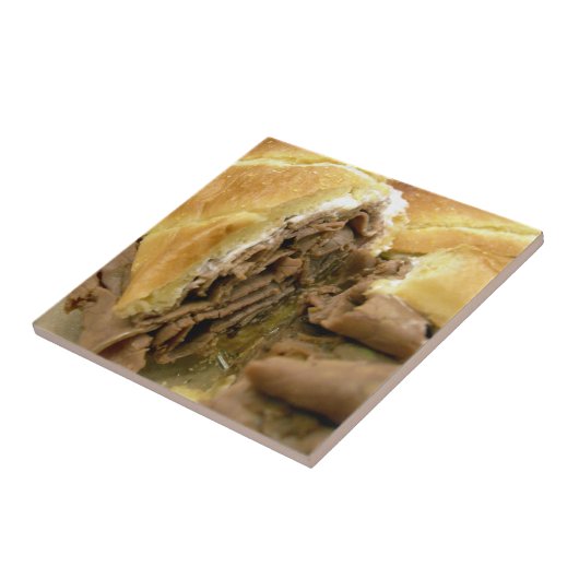 Roastbeef Sandwich mit cremigem Ziegenkäse Fliese (Seite)