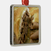 Roastbeef Sandwich mit cremigem Ziegenkäse Silbernes Ornament (Rechts)