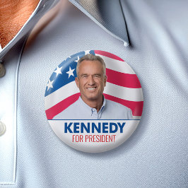 Robert F Kennedy JR 2024 - mit Flaggenhintergrund Button