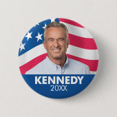 Robert F Kennedy JR 2024 - mit Flaggenhintergrund Button (Vorderseite)