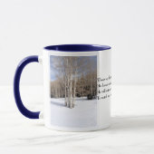 Robert Frost Gedicht, der von Woods Snowy Abend Tasse (Links)