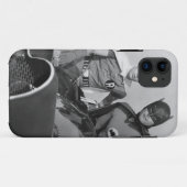 Robin and Batman Standing in Batmobile Case-Mate iPhone Hülle (Rückseite (Horizontal))