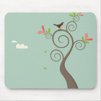 Robin auf einem Baum Mousepad