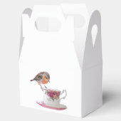 Robin auf einer Teebecher-Leckerei Geschenkschachtel (Geöffnet)