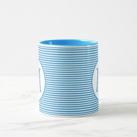 Robin Egg Blue Stripe Monogramm Tasse (Zentrum)