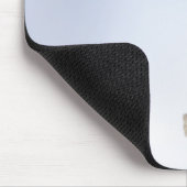 Robin steht im Winter auf einem Ast Mousepad (Ecke)
