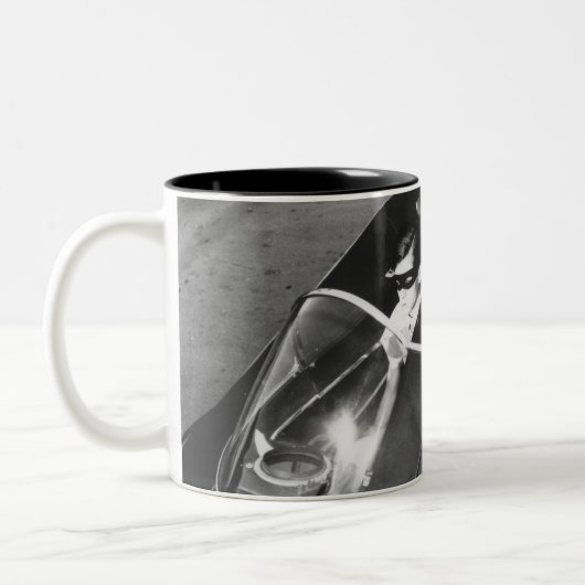 Robin und Batman in Batmobile Zweifarbige Tasse (Links)