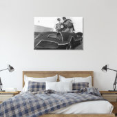 Robin und Batman Stehend in Batmobile Leinwanddruck (Insitu (Schlafzimmer))