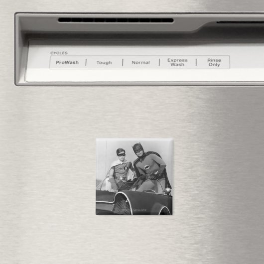 Robin und Batman Stehend in Batmobile Magnet (In Situ (Geschirrspüler))