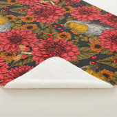 Robinen im Herbstgarten, rote Dahlien auf schwarz Sherpadecke (3/4)