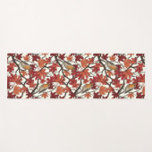Robins in maple tree on off white yogamatte (Vorderseite (Horizontal))