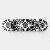 "Robot Dreams" Abstrakte Kunst im B&W Skateboard (Horizontal)