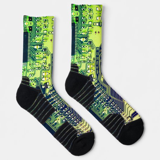 Robot-gedruckte Schalttafel Grünes Geek-Monogramm Socken (Rechts)