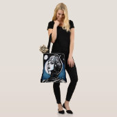 Roboter Frau VI Tasche (Am Model)