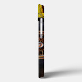 robuster Roadmaster-Reifen, gelb gestrichenes Auto Case-Mate iPhone Hülle (Rückseite / Links)