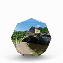 Rochdale-Kanal, Luddendenfoot