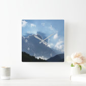 Rochen und Wolken Quadratische Wanduhr (Zuhause)