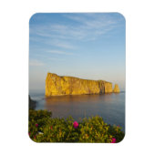 Rocher Perce (Perce Rock), Quebec, Kanada. Magnet (Vertikal)
