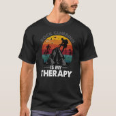 Rock Climbing ist meine Therapie Retro Sunset T -  T-Shirt (Vorderseite)