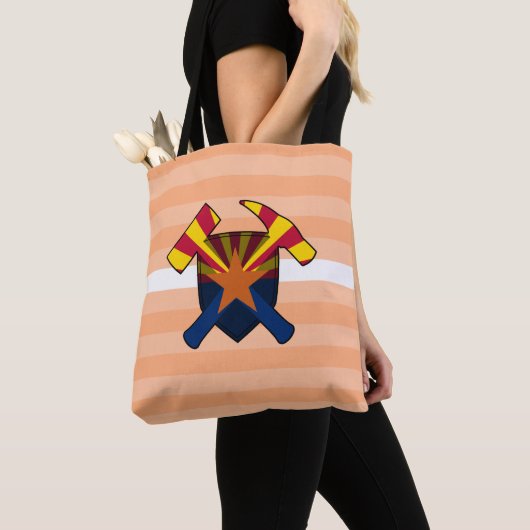 Rock-Hammer-Logo des Geologen mit Arizona-Flagge Tasche (Von Nahem)