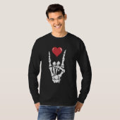 Rock Music Lover Skeleton Hand Rock Heart Graphic T-Shirt (Vorne ganz)
