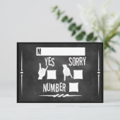 Rock n' Roll Chalkboard Wedding RSVP Karte (Stehend Vorderseite)