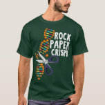 Rock Paper Crispr DNA Biologe Genetic Science T-Shirt<br><div class="desc">Rock Paper Crispr DNA Biologin Genetic Science Genealogie,  Familie,  Genealogist,  Herkunft,  Erbe,  Genealogie Shirt,  Genealogie Shirts,  Genealogie zu Shirt,  Genen,  Geschichte,  Vorfahren,  Vorfahren,  Familiengeschichte,  Stammbaum,  Genealogie wie Shirt,  Genealogie T-Shirt,  Genealogie T-Shirts,  Heraldry,  Lineage,  Wiedersehen</div>