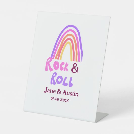 Rock & Roll Hochzeit fügen Pärchenname Retro Regen Sockelschild (Vorderseite)